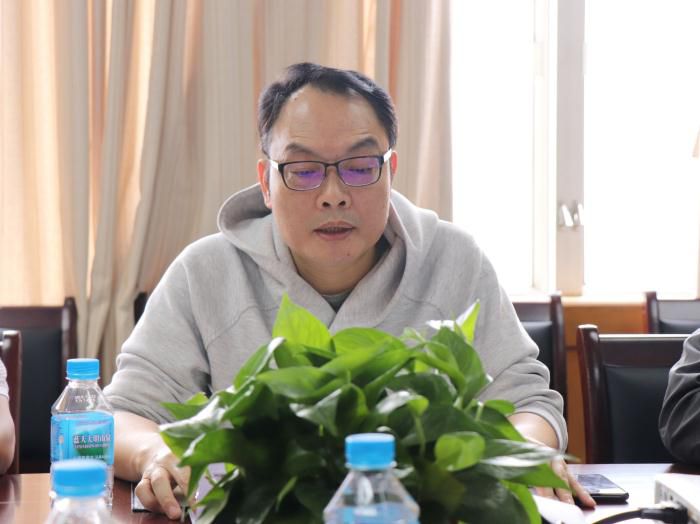 6周兴耀出席并讲话。。。。。谭倩文 摄_700x524.jpg