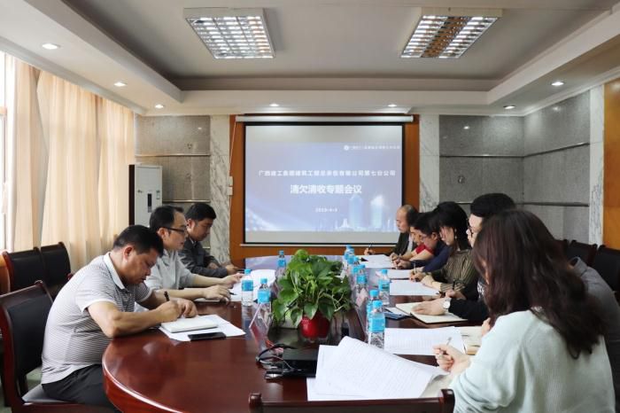 6.1聚会现场。。。。。谭倩文 摄_700x466.jpg