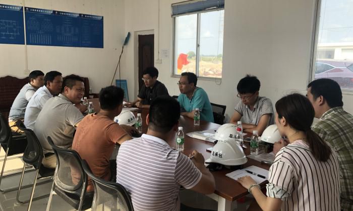 1聚会现场。。。。。。卢丽君 摄700.jpg