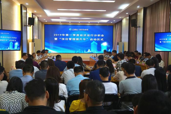 9.1聚会现场 杨桂峰摄700.jpg