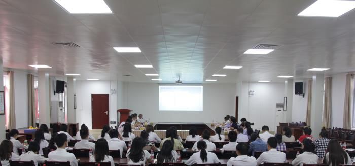 8聚会现场。。。。。邓灿滨 摄700.jpg