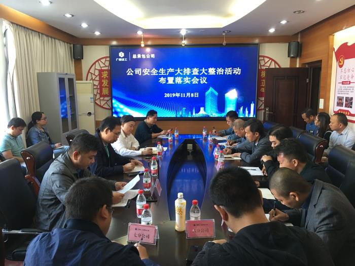 3聚会现场。。。。。。覃洪浩 摄700.jpg