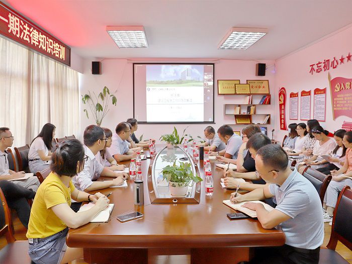 培训现场。。。。。。杨钰 摄.jpg