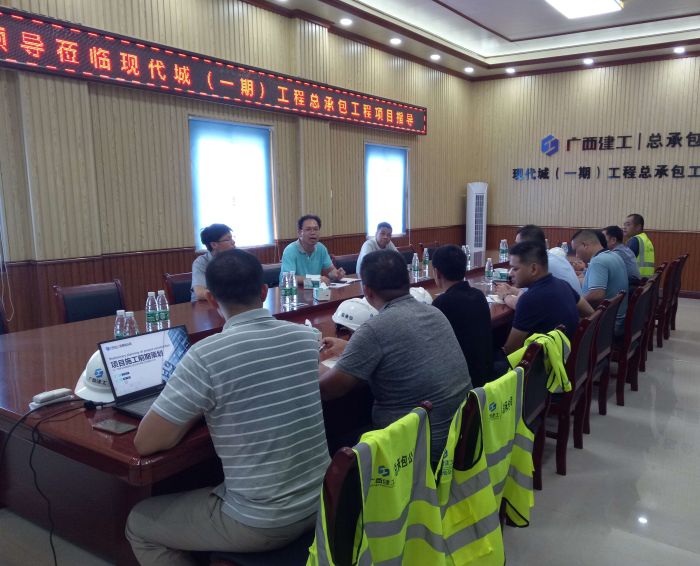 6聚会现场。。。。。蓝显术 摄.jpg