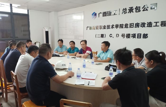 38聚会现场。。。。。；；；；；票ι.jpg