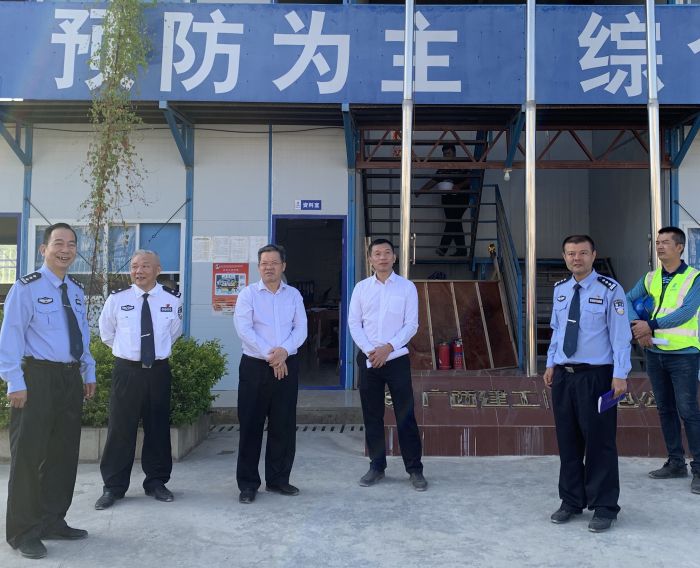 60调研现场。。。。。。。 王妤瑶 摄.jpg