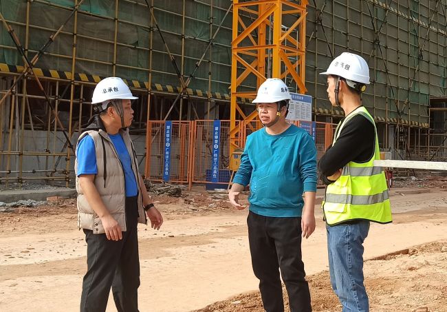 13深入现场审查。。。。。。。林子薇 摄.jpg