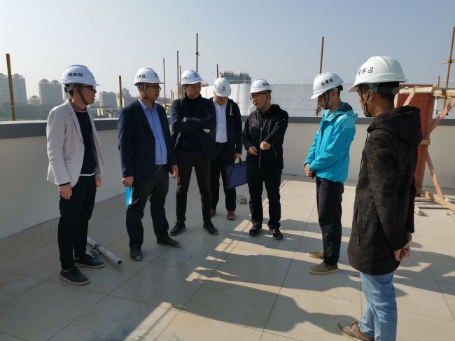 3检查现场。。。。。冯翔 摄 (2).jpg