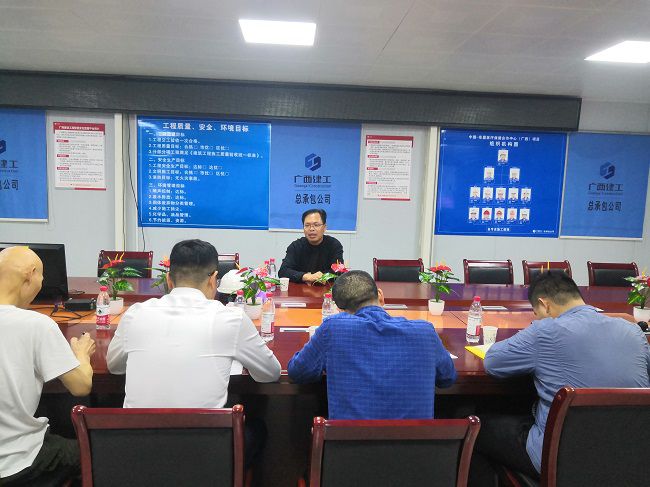 聚会现场。。。。。刘华 摄（修图）.jpg