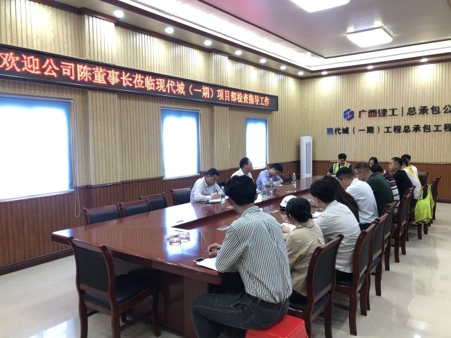 聚会现场。。。。。。卢永宁 摄.jpg