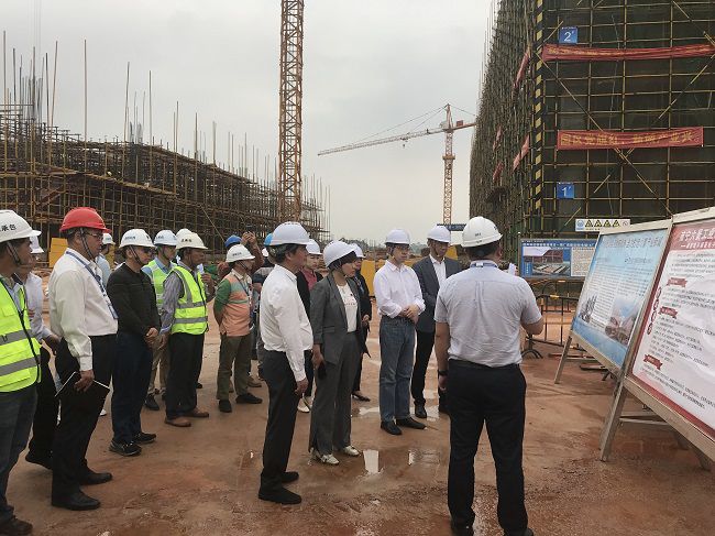 项目情形汇报现场。。。。。。苏宗杰 摄（修图）.jpg