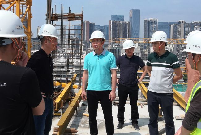 检查现场。。。。。。ㄐ尥迹.jpg