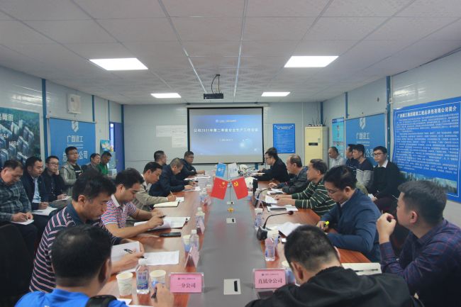 聚会现场。。。。。。。。邓灿滨 摄.jpg