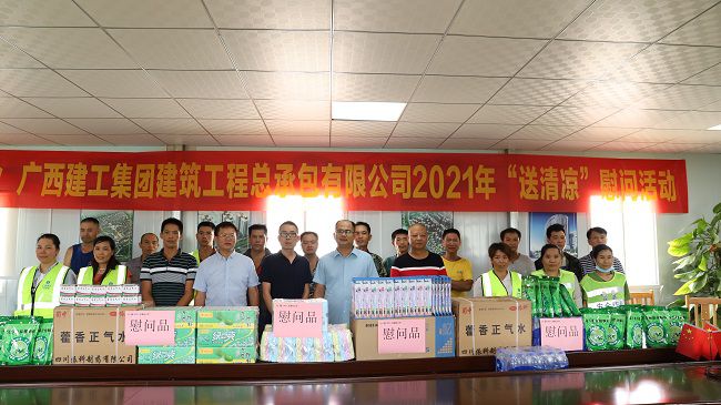 合影。。。。。。杨钰 摄（修图）.jpg