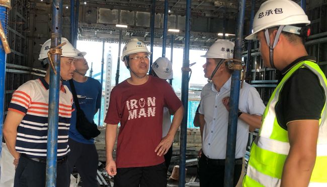 0.1检查现场。。。。。吴安华 摄1.jpg