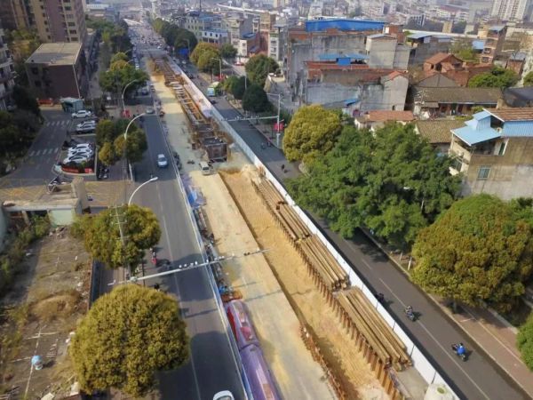 望州路项目现场。。。。。。。。廖卓政 摄（修图）.jpg