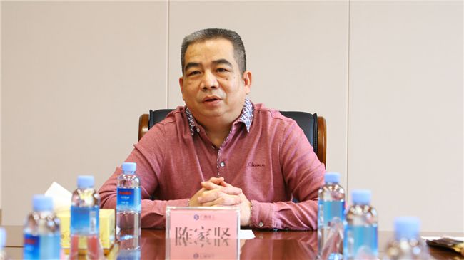 陈家坚作讲话。。。。。。。。谭龙 摄（修图）.jpg