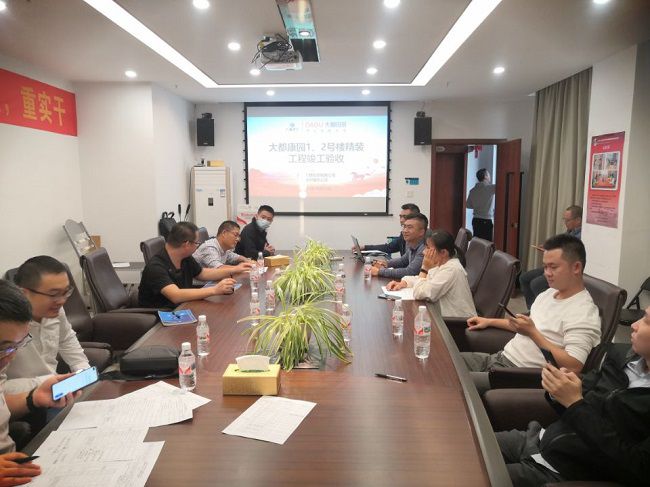 完工聚会现场。。。。。。杨榜孟 摄（修图）.jpg