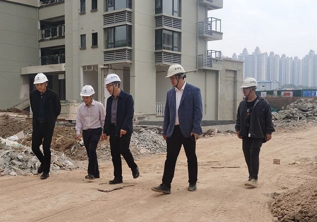 检查现场。。。。。。。谭礼国 摄（修图）.jpg