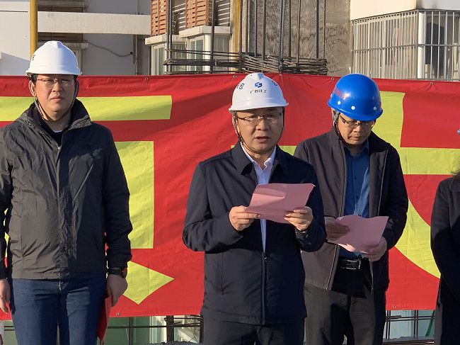 致辞现场。。。。。。。。龙兆杰 摄（修图）.jpg