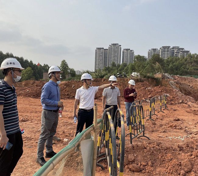 检查现场。。。。。梁荣程 摄（修图）.jpg