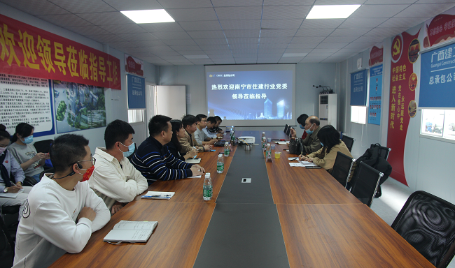 聚会现场。。。。。梁红玉 摄（0000图）.png