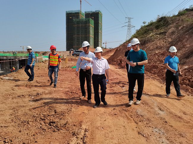 到直属分公司大派河项目检查。。。。。。。梁海燕 摄（修图）.jpg