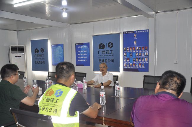 聚会现场。。。。。。。王瑾贞 摄（修图）.jpg