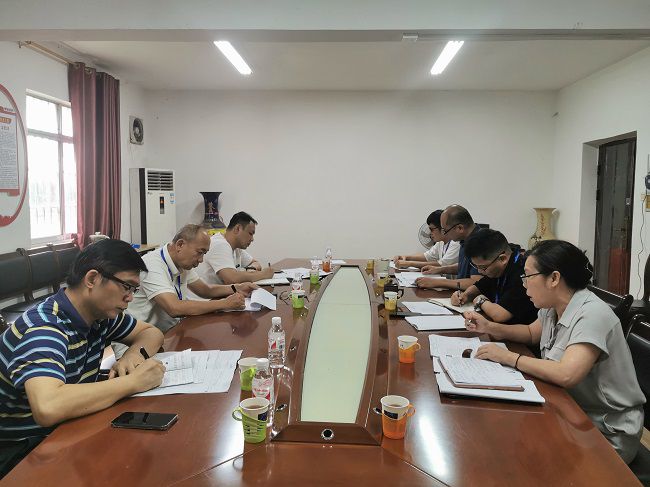 聚会现场。。。。。。。王瑾贞 摄（修图）.jpg