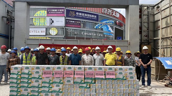 活动合影。。。。。。。。容芝雅 摄（修图）.jpg