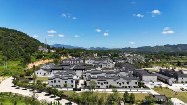 项目现场图。。。。。。。杨明皓 摄 （修图）.png