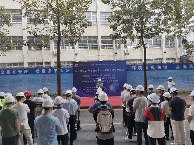 莫志元做演练发动和宣布演练最先。。。。。。。。唬；；；；票ι 摄（修图）.jpg